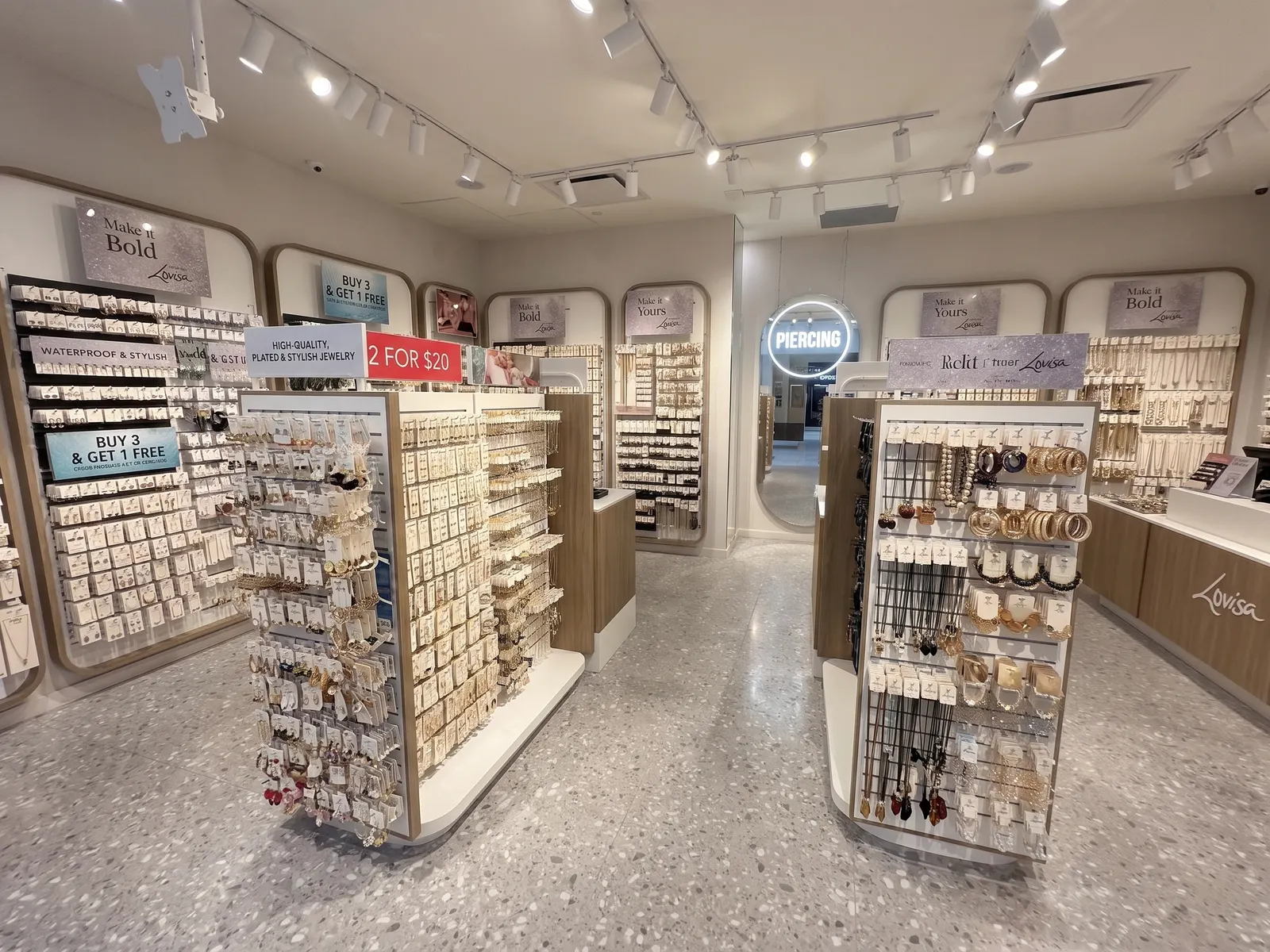 Retail store fit-out by Eara Contracting